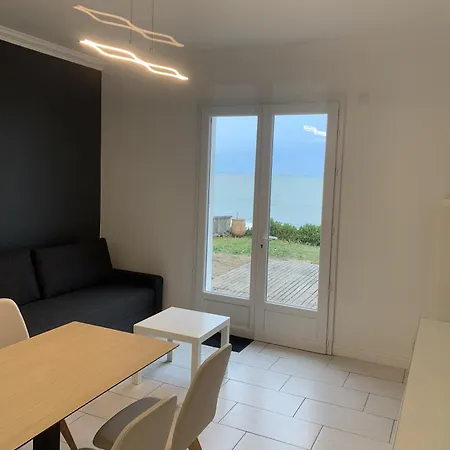 Apartment De La Studio *